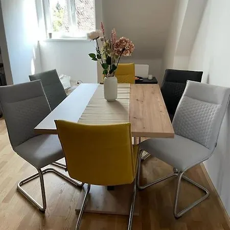 Apartament Cosy & - Wohnen Naehe Der Stadthalle Graz