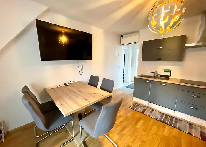 Cosy & - Wohnen Naehe Der Stadthalle 아파트 *